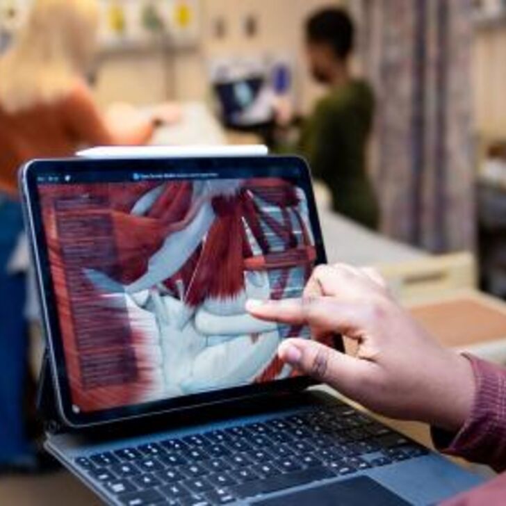 Complimentary iPads a Game Changer for Nursing Students