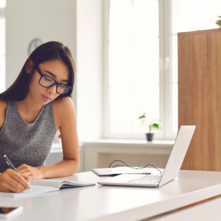 Online-student-health-care